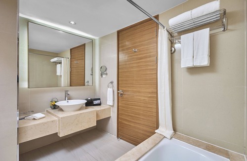Jing'an Hotel | Four Points by Sheraton Shanghai, Daning