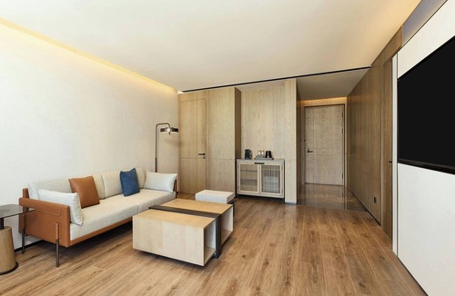 Yining Hotel | Four Points By Sheraton Yining