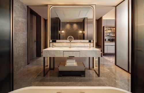 Dalian City Center Hotel | Four Seasons Hotel Dalian