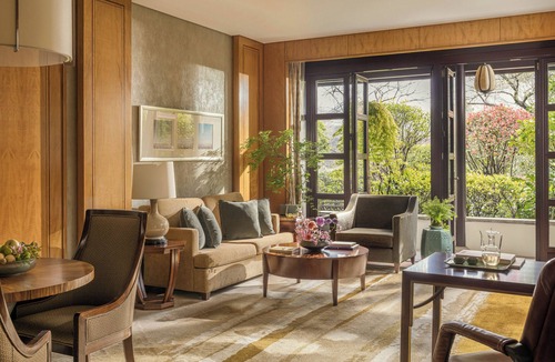 Xihu Hotel | Four Seasons Hotel Hangzhou at West Lake