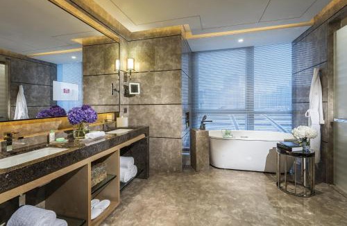 Central Business District Hotel | Four Seasons Hotel Shenzhen