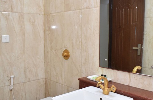 Rakabganj Hotel | Foxoso Taj View Hotel