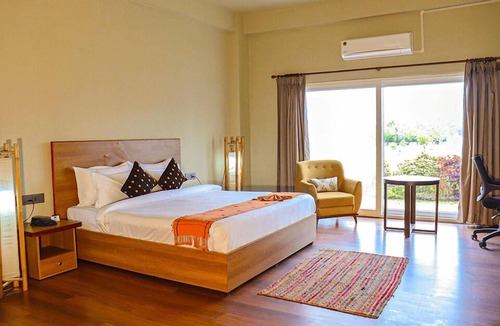 Hatikhuli Resort | Foxtail Orchid