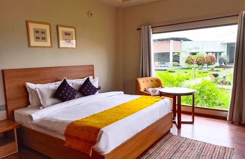 Hatikhuli Resort | Foxtail Orchid
