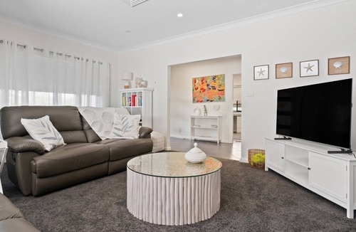 Long Jetty House | Frangipani Retreat, TOP NOTCH
