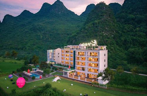 Yangshuo House | Free Bird Resort Hotel -Yangshuo Yulong River