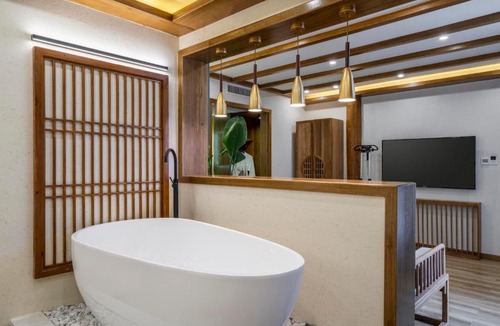 Dayan Old Town Hotel | Frida's Inn 佰茂中式庭院花园美宿
