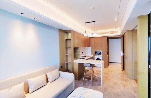 Huaqiang North Apartment | fuan hotel