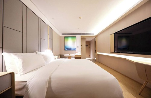Shibei Hotel | Full Season Hotel