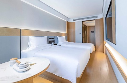 Pudong Hotel | Full Season Hotel - PVG