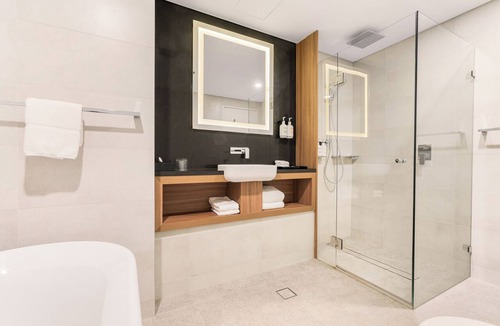 Chinatown Hotel | Furama Darling Harbour