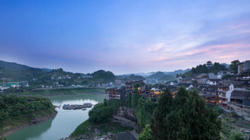 Xiangxi House | Furong Town Huazhu Yinhe Mountain Villa Inn