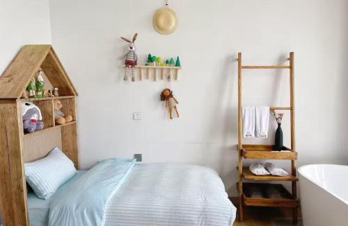 Chengjiang County Hotel | Fuxian Lake Lanshan Su Ant Nest Homestay