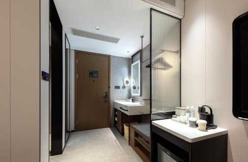 Cangshan Hotel | Fuzhou Cangshan Wanda Jinshan Metro Station Atour Hote