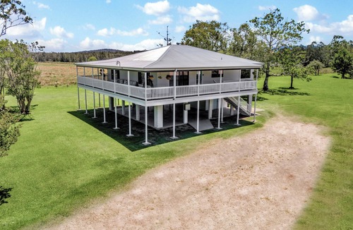 Repton House | Galahs by the River Collection – Exclusive Estate Stay in Repton