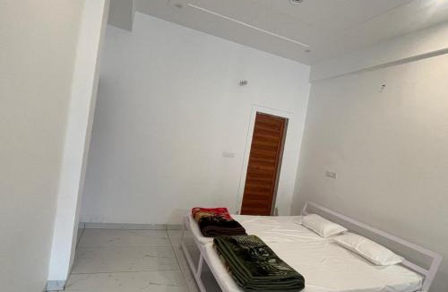 Allahabad Hotel | GANGA DHAM HOTEL And RESTAURANT