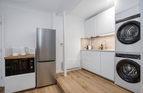 Forestville Apartment | Garigal Retreat with Pool access