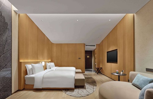 Wuxing Hotel | Garrya Huzhou Lucun