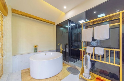 Gucheng Bed & Breakfast | GeGeWu