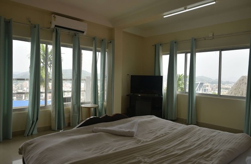 Sualkuchi Hotel | Genesis Villa