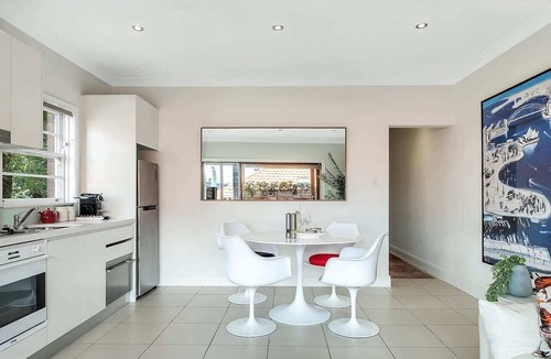 Kirribilli Apartment | Getawayz NSW - Heatherbrae II - Chic 2 Bed Apartment, Stunning Harbour Bridge Views.