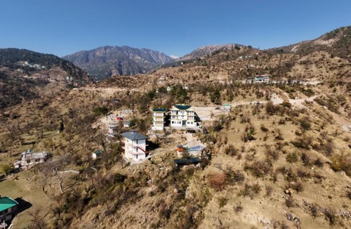 Dharamshala Hotel | GK Paradise Village Resort & Cottages