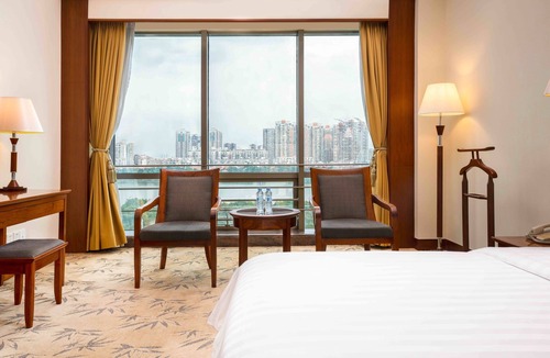Dongguan Hotel | Gladden Hotel Shilong
