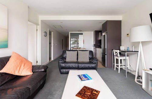 Glenelg Condo | Glenelg getaway - Liberty Luxury