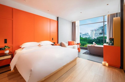 Guilin City Centre Hotel | Global Village Riverside Hotel