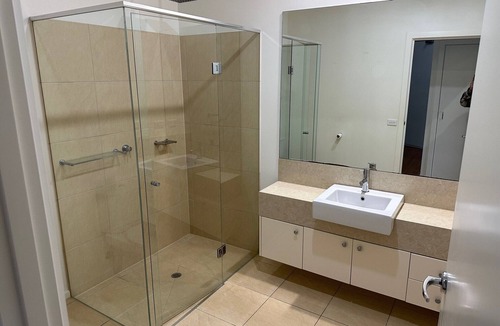 Connewarre Apartment | Golf and Beach Escape at 13th Beach for all the Family