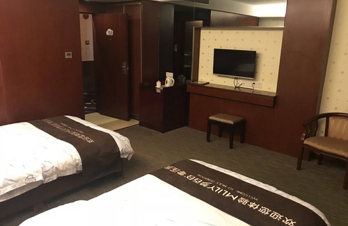 Renhezhen Hotel | Good East hotel