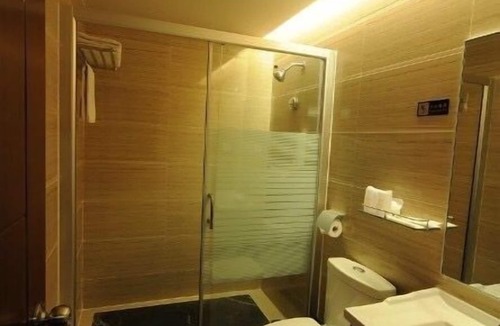 Renhezhen Hotel | Good East hotel