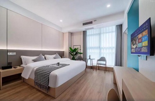 Yuzhong Hotel | Good Time River View Hotel - Chongqing Jiefangbei Hongyadong Branch