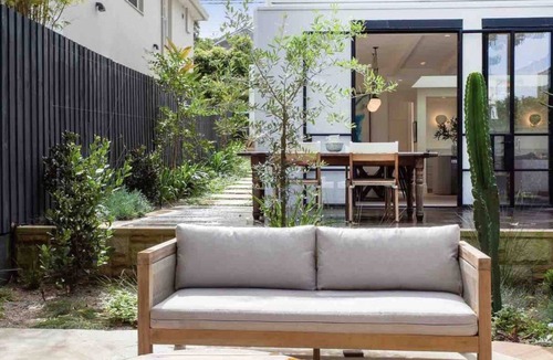 Bronte House | Gorgeous new designer beach home walking distance to beaches and cafes