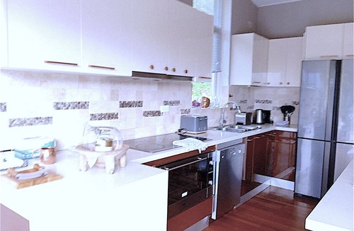 Castlecrag House | Grand Haven House for Biz&Remote! City close! Majestic water view! Eco-friendly!