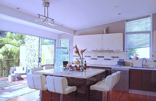 Castlecrag House | Grand Haven with Sea view! For Executives and Remote! Adults only! City Close!