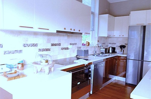 Castlecrag House | Grand Haven with Sea view! For Executives and Remote! Adults only! City Close!
