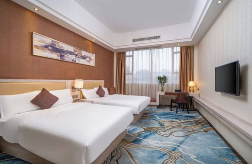 Yuexiu Hotel | Grand Hyatt International Hotel & Free Airport Shuttle, Free VPN, Penguin Airport Hotel.