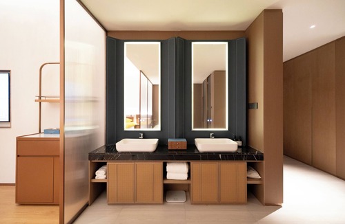 Donggang District Hotel | Grand Mercure Rizhao Haiqu