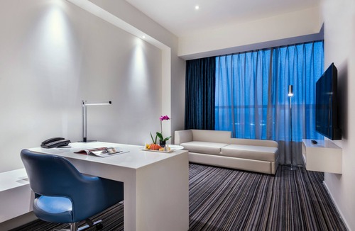 Pudong Hotel | Grand Mercure Shanghai Century Park