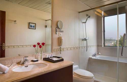 Xincheng Hotel | Grand Mercure Xian Renmin Square