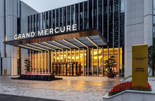 Wujiagang Qu Hotel | Grand Mercure Yichang Waitan