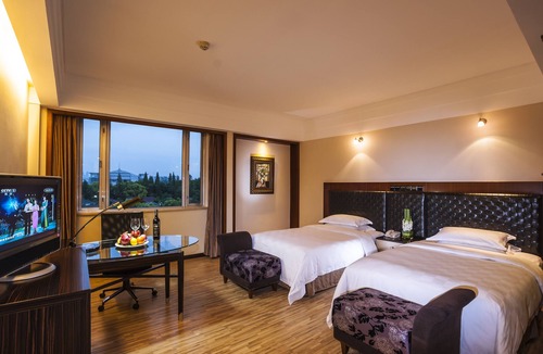 Xuhui Hotel | Grand Skylight Gardens Hotel Shanghai