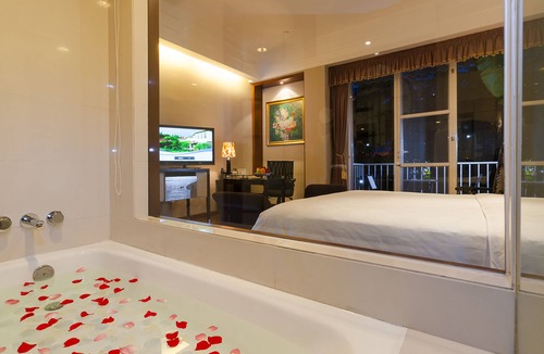 Xuhui Hotel | Grand Skylight Gardens Hotel Shanghai