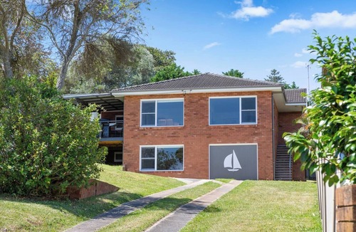 Mona Vale House | Grandview Escape Quiet Comfort near Beach and Cafs