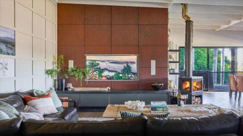 Longreach House | Grants - West Cambewarra, Longreach