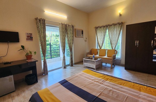 Barddhaman Hotel | Green County Wellness Retreat