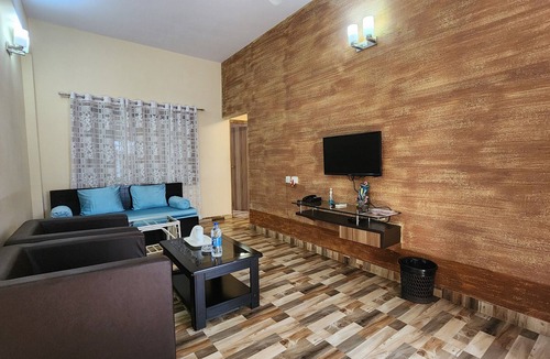 Barddhaman Hotel | Green County Wellness Retreat