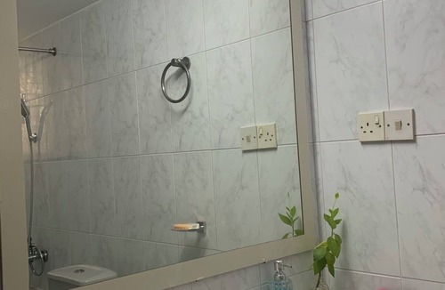 Gulshan Apartment | Green house guesthouse, Clean, quiet, secure, home from home in Baridhara, Dhaka
