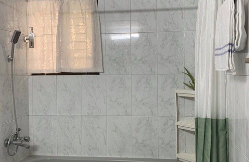 Gulshan Apartment | Green house guesthouse, Clean, quiet, secure, home from home in Baridhara, Dhaka